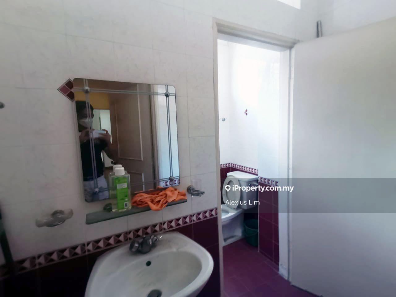 Rumah Berangkai 2 Tingkat untuk Dijual di Taman Sutera @ Perling, Perling oleh Alexius Lim - iProperty.com.my