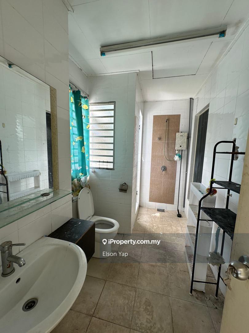 Rumah Berangkai 2 Tingkat untuk Dijual di Sutera Damansara, Damansara Damai oleh Elson Yap - iProperty.com.my