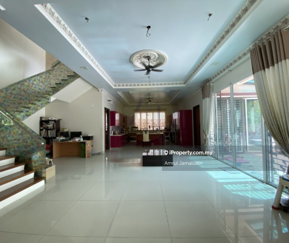 Bungalow House for Sale in Taman Ukay Seraya, Ampang by Amrul Jamaludin - iProperty.com.my