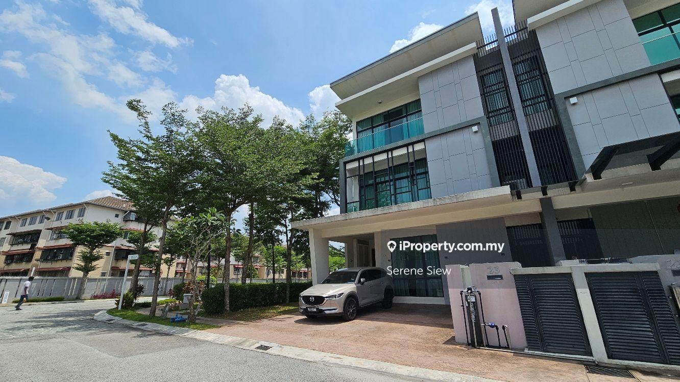 Rumah Berkembar untuk Dijual di Taman Bukit Serdang, Seri Kembangan oleh Serene Siew - iProperty.com.my
