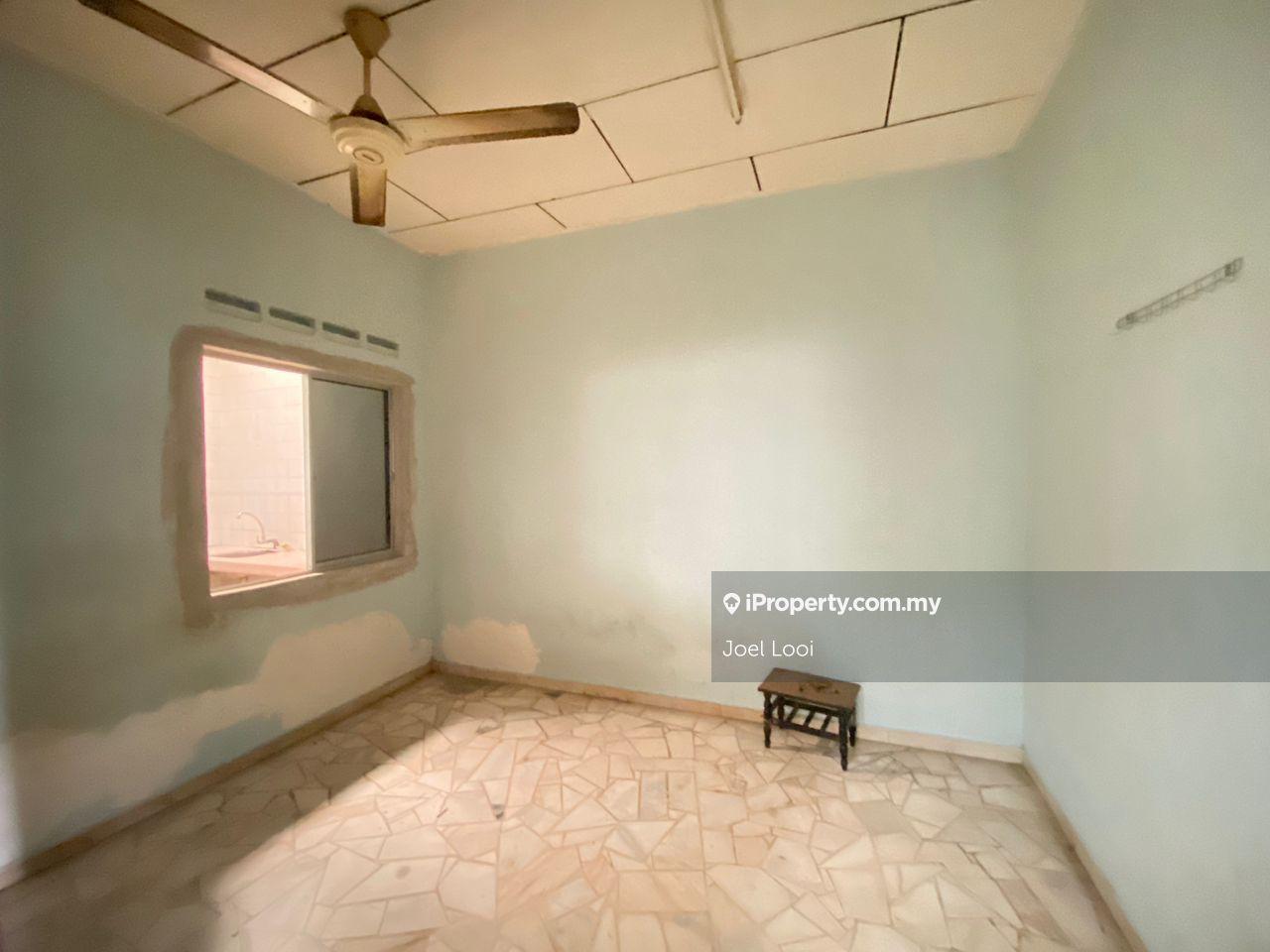 1-storey Terraced House for Sale in Taman Ungku Tun Aminah, Skudai by Joel Looi - iProperty.com.my