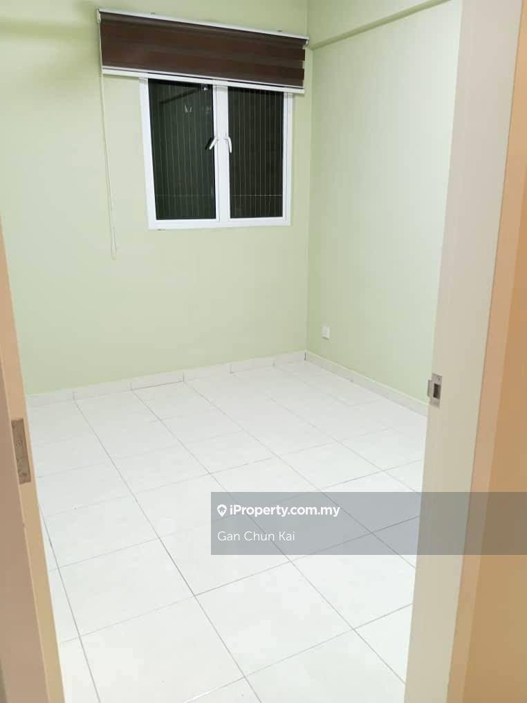 Condominium for Rent in Ideal Residency by Gan Chun Kai - iProperty.com.my