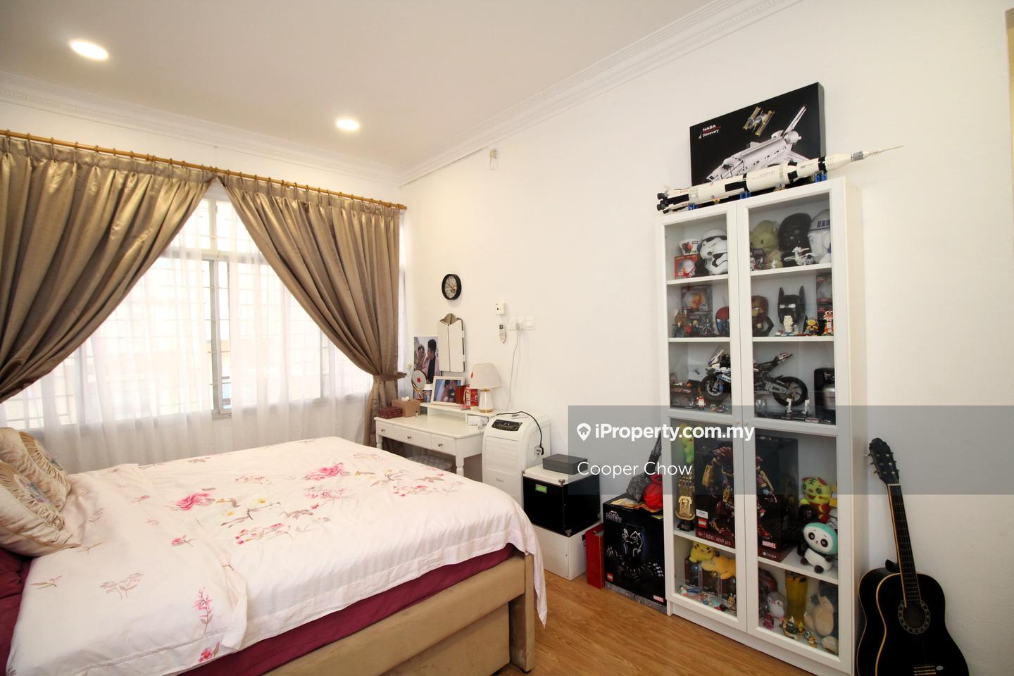 Bungalow House for Sale in Kelana Jaya, Petaling Jaya by Cooper Chow - iProperty.com.my