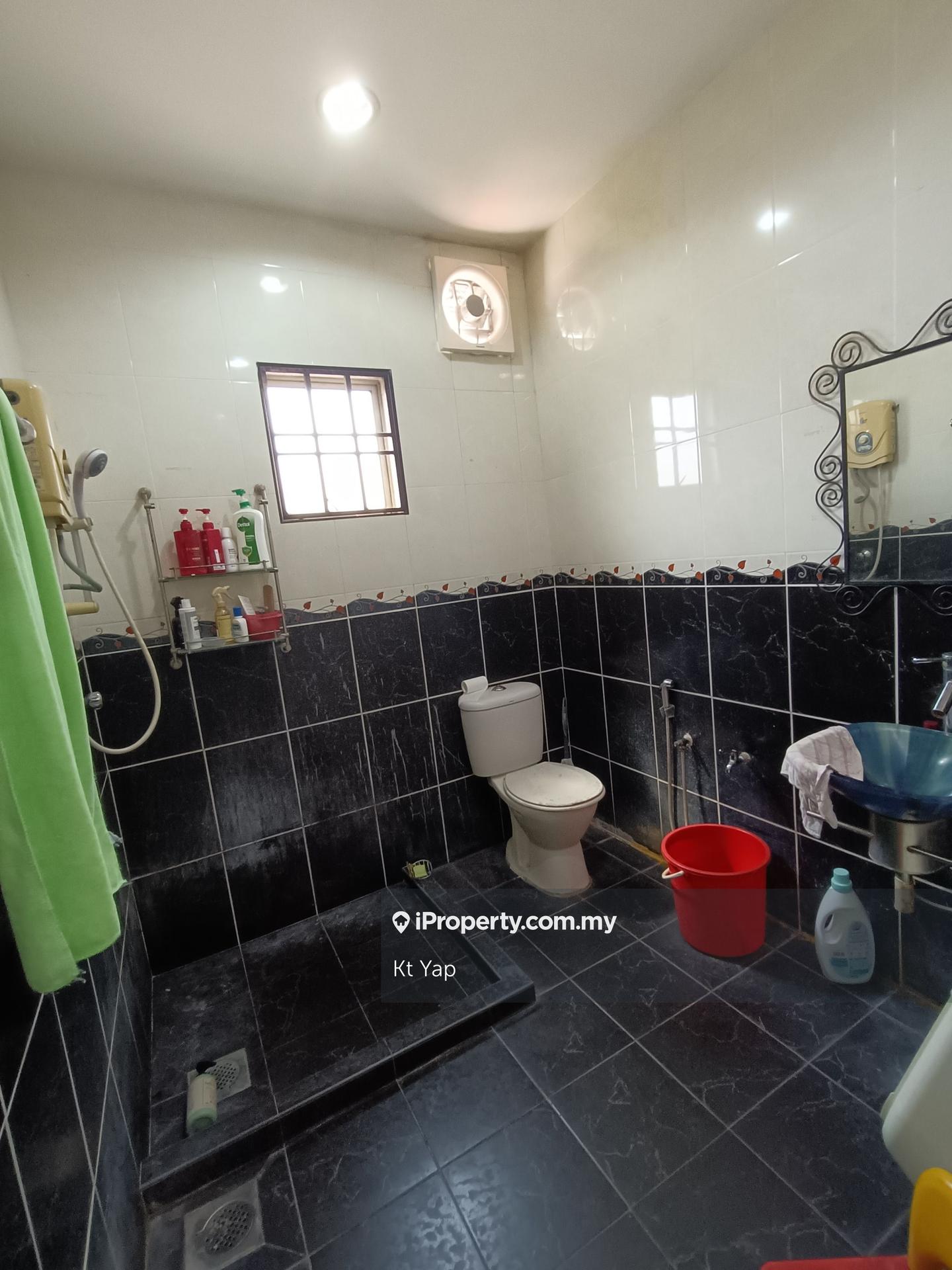 Rumah Berangkai 2 Tingkat untuk Dijual di Taman Sungai Besi Indah, Balakong, Sungai Besi, Seri Kembangan oleh Kt Yap - iProperty.com.my