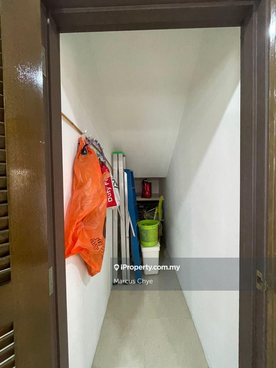 Rumah Pangsa untuk Dijual di Taman Selayang Utama oleh Marcus Chye - iProperty.com.my