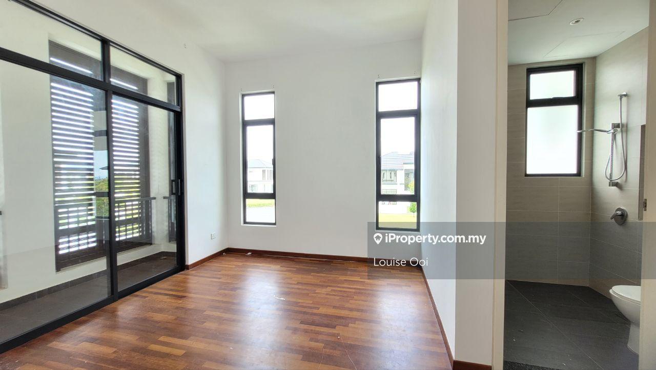 Bungalow House for Sale in Bandar Puncak Alam, Puncak Alam by Louise Ooi - iProperty.com.my