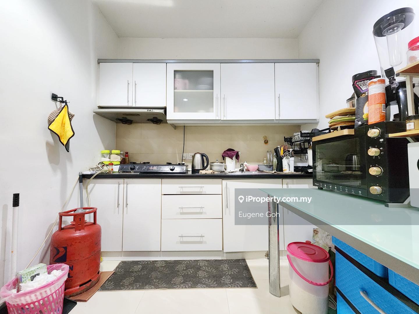 Residensi Servis untuk Dijual di Parkview Service Apartment oleh Eugene Goh - iProperty.com.my