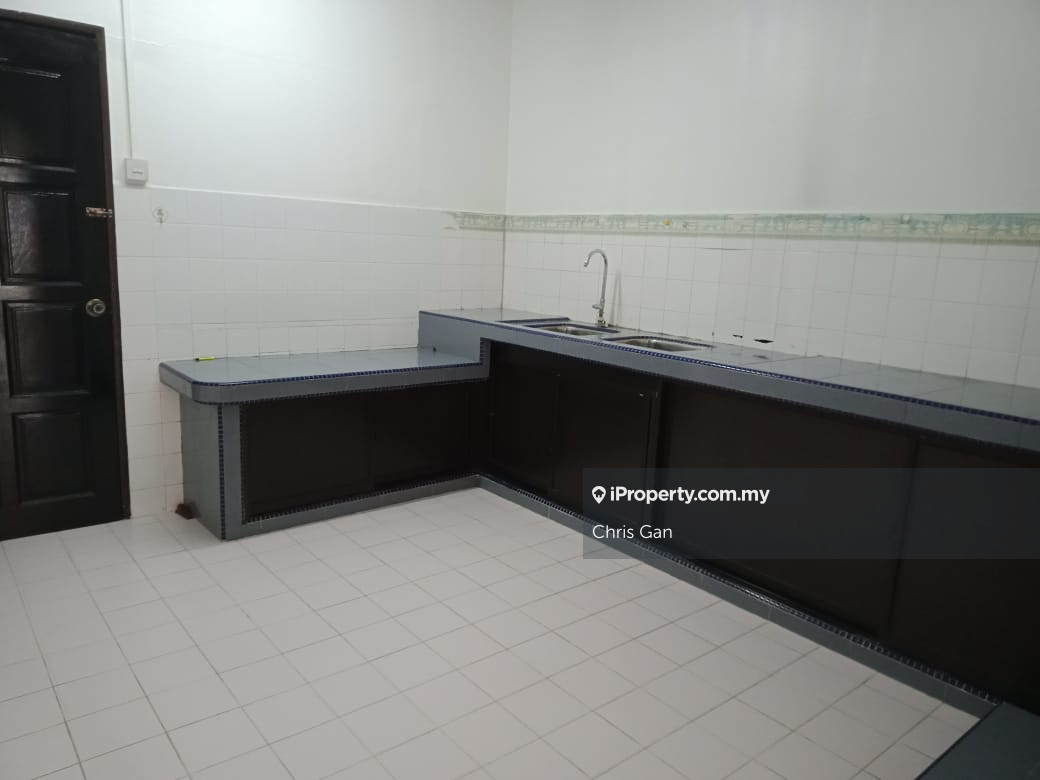 Semi-Detached House for Rent in Taman Seri Inderapura, Kuantan by Chris Gan - iProperty.com.my