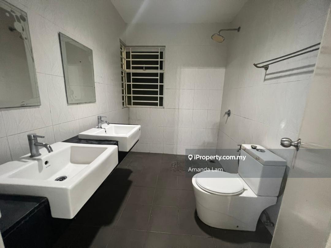 Semi-Detached House for Sale in Dua Villas, Sungai Ara by Amanda Lam - iProperty.com.my