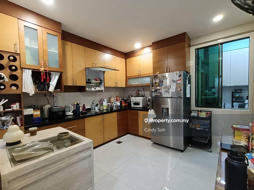 Cluster House for Sale in Taman Austin Heights, Tebrau by Cindy Soh - iProperty.com.my