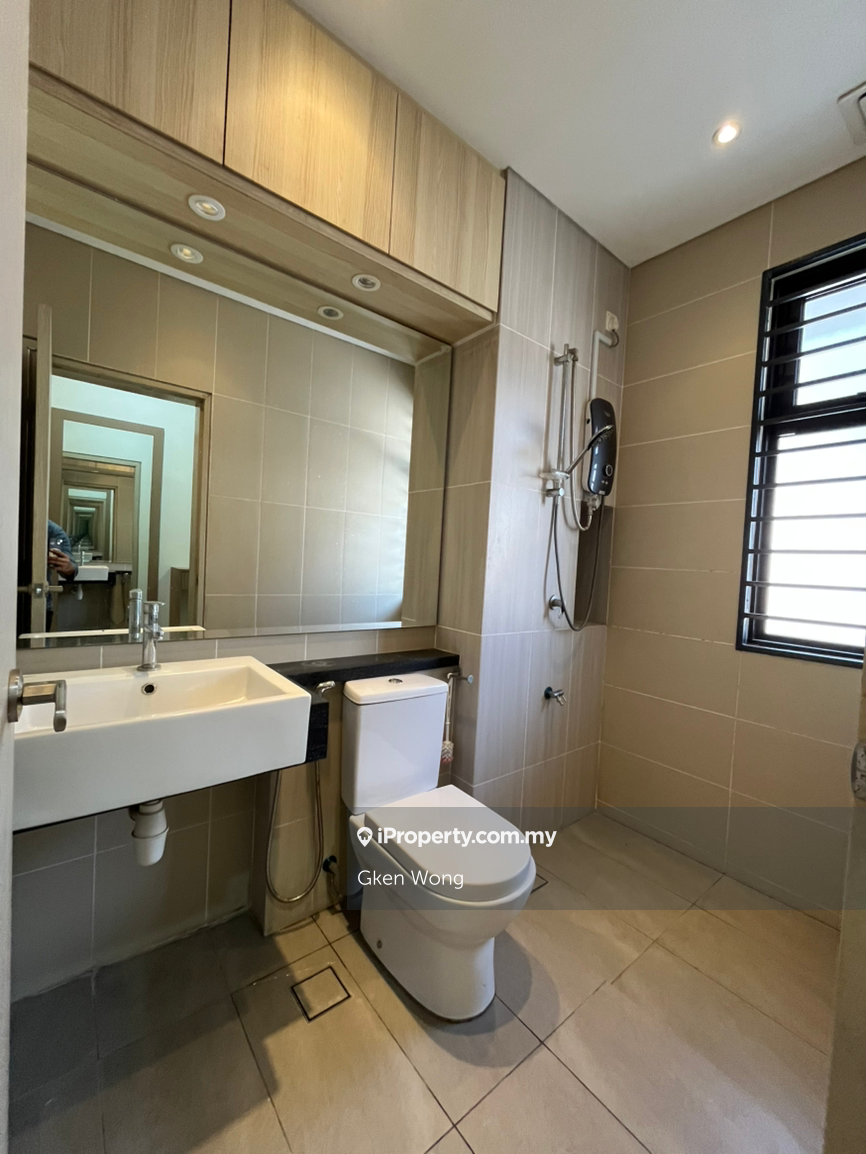 Rumah Teres untuk Dijual di gh9xv, Shah Alam oleh Gken Wong - iProperty.com.my