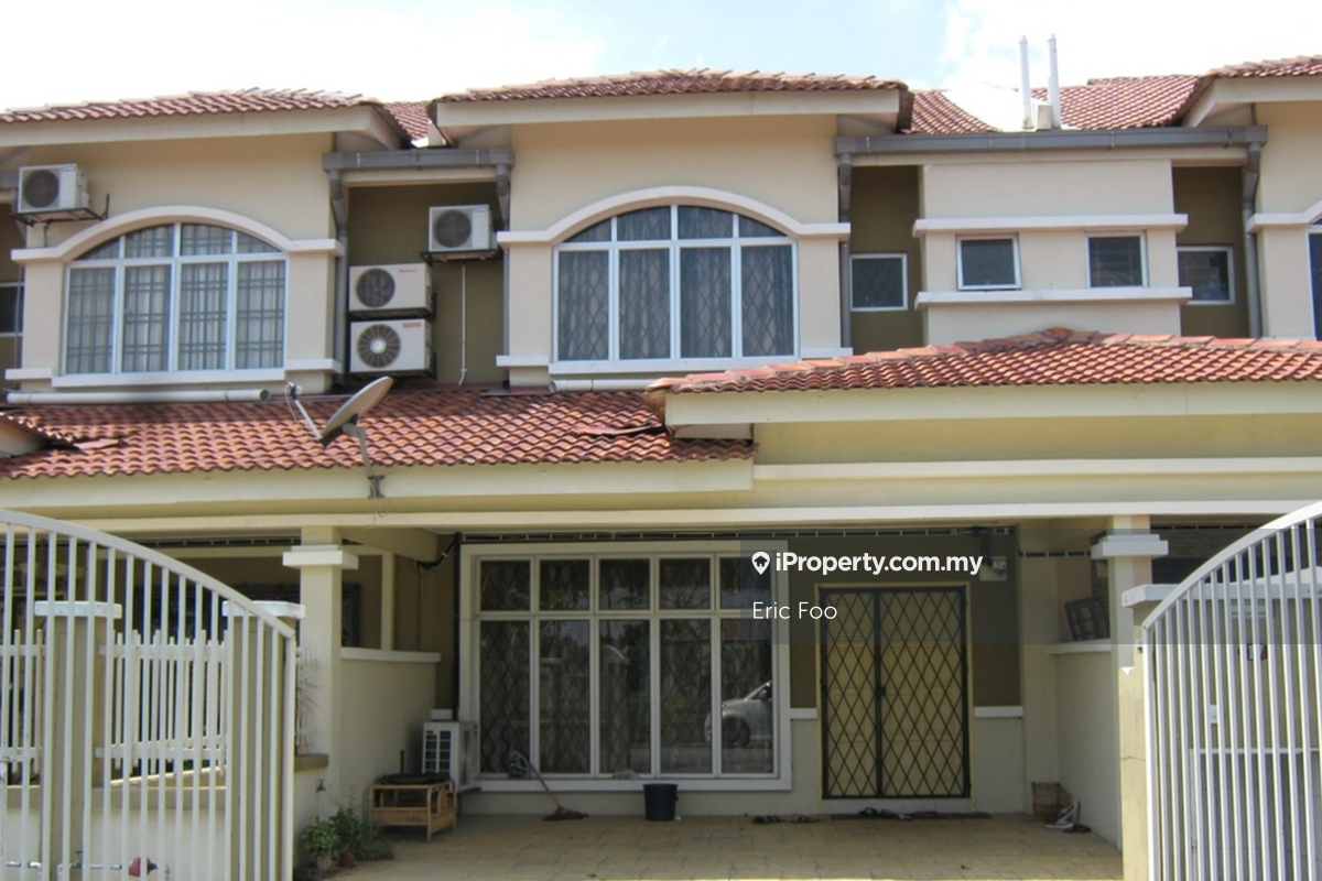 Rumah Berangkai 2 Tingkat untuk Dijual di Taman Putra Impiana, Puchong oleh Eric Foo - iProperty.com.my