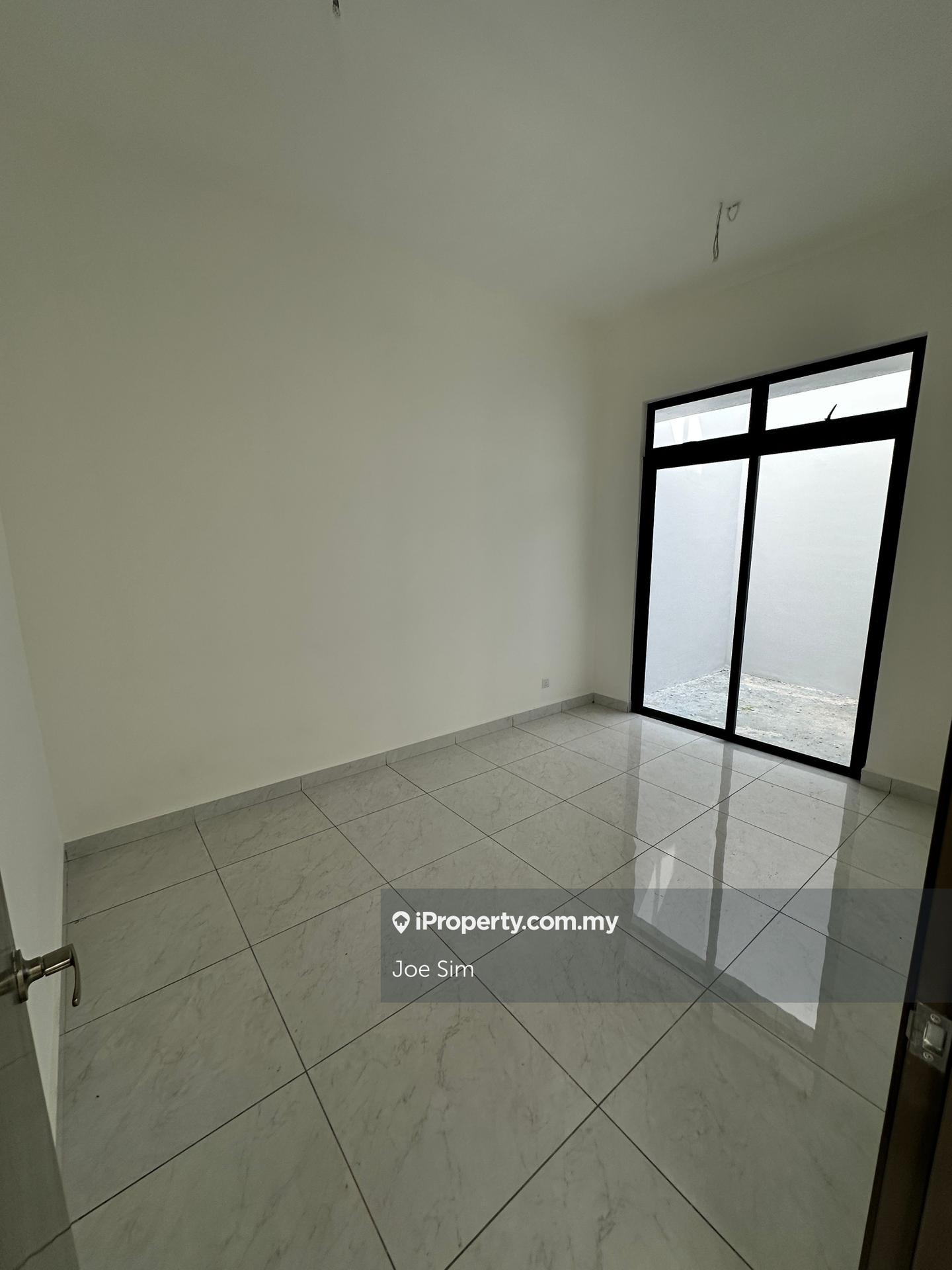 Cluster House for Sale in Bandar Cemerlang, Ulu Tiram by Joe Sim - iProperty.com.my