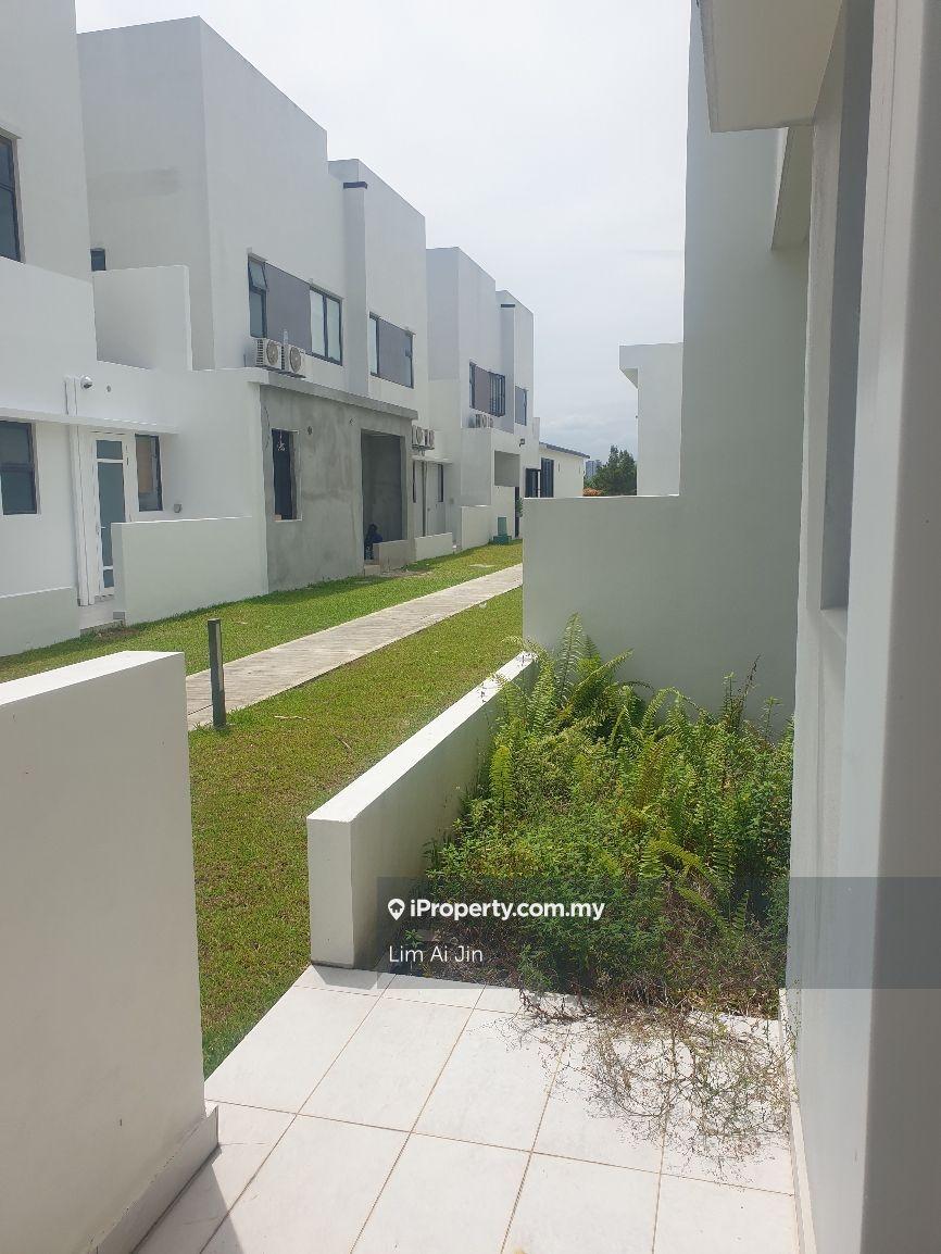 Terraced House for Sale in Twentyfive7, Tanjong Duabelas by Lim Ai Jin - iProperty.com.my
