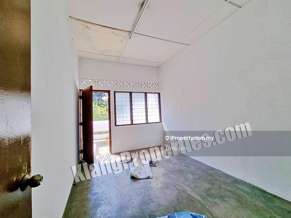 Rumah Berangkai 2 Tingkat untuk Dijual di Taman Palm Grove, Klang oleh Emily Lim - iProperty.com.my