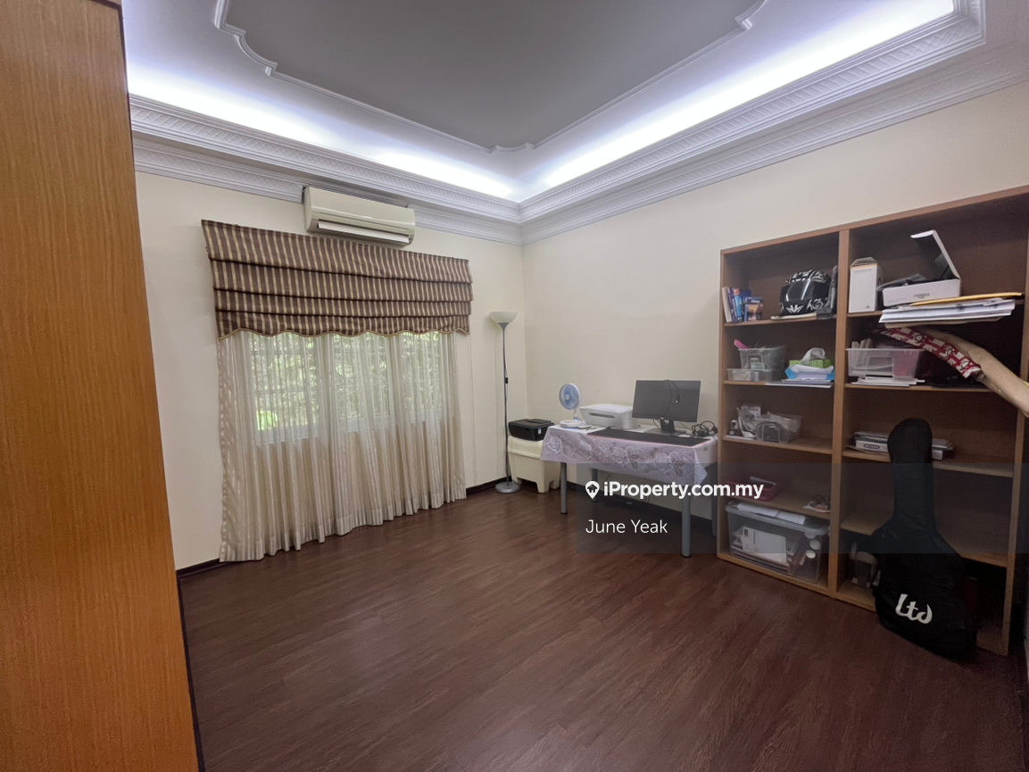 Bungalow House for Sale in Taman Villa Heights, Kajang by June Yeak - iProperty.com.my