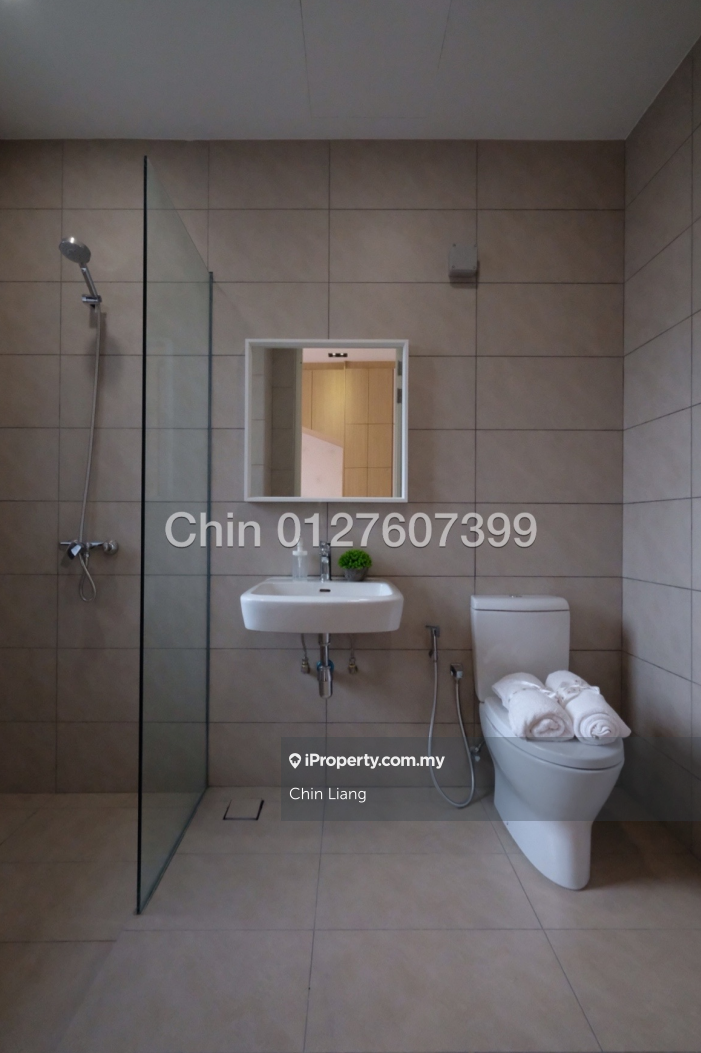 Rumah Berangkai 2 Tingkat untuk Dijual di Bangi Golf Resort Superlink with Golf Course View, Bangi oleh Chin Liang - iProperty.com.my