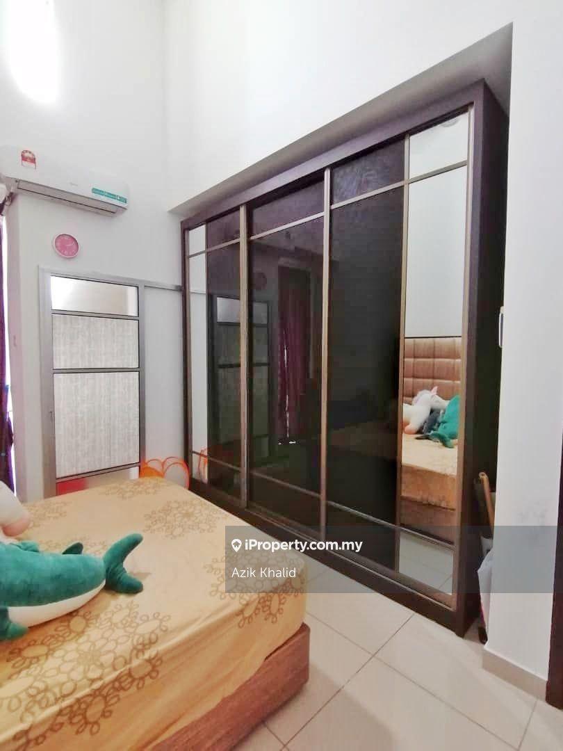 Rumah Berangkai 2 Tingkat untuk Dijual di Taman Glenmarie, Shah Alam oleh Azik Khalid - iProperty.com.my
