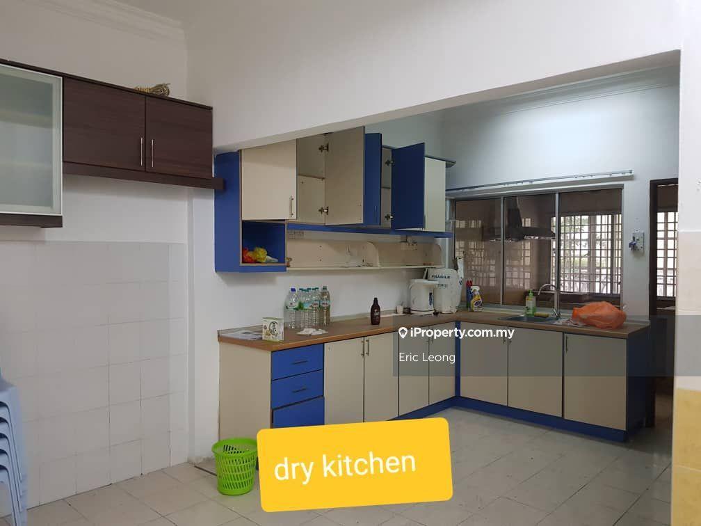 Rumah Berangkai 2 Tingkat untuk Dijual di Taman Lestari Putra, Seri Kembangan oleh Eric Leong - iProperty.com.my