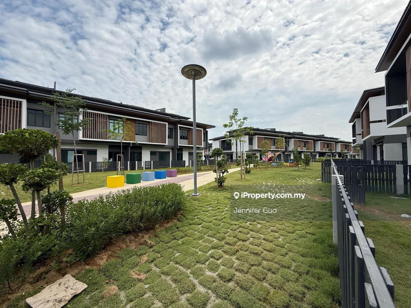 Rumah Berkembar untuk Dijual di Isle Of Fantasia @ Setia Eco Glades, Cyberjaya, Cyberjaya oleh Jennifer Guo - iProperty.com.my