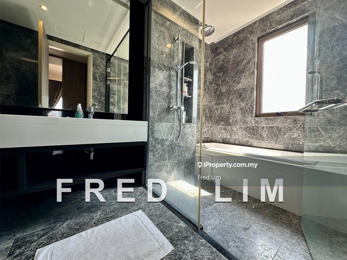 Service Residence for Sale in Straits Residences by Fred Lim - iProperty.com.my