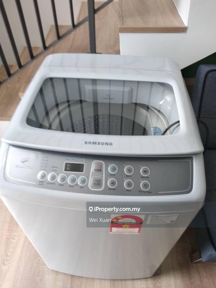 Service Residence for Rent in Emporis by Hailey Leong - iProperty.com.my