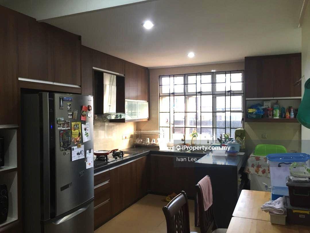 Rumah Berkembar untuk Dijual di SS4, Petaling Jaya oleh Ivan Lee - iProperty.com.my