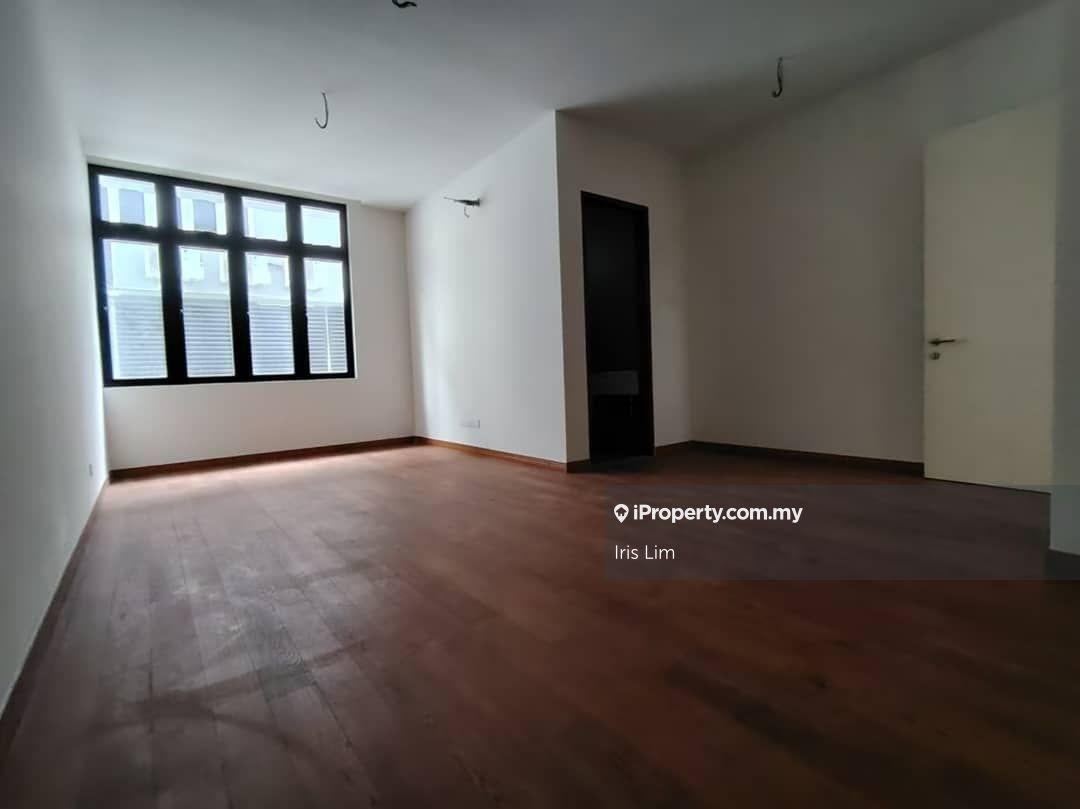 Rumah Berkembar untuk Dijual di Taman Nusa Sentral, Iskandar Puteri (Nusajaya) oleh Iris Lim - iProperty.com.my