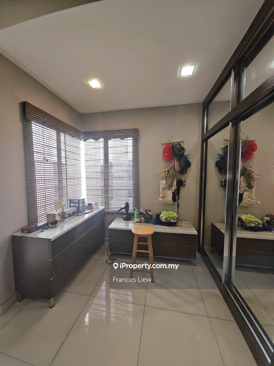 Rumah Berkembar untuk Dijual di Taman Puncak Jalil, Seri Kembangan oleh Frances Liew - iProperty.com.my