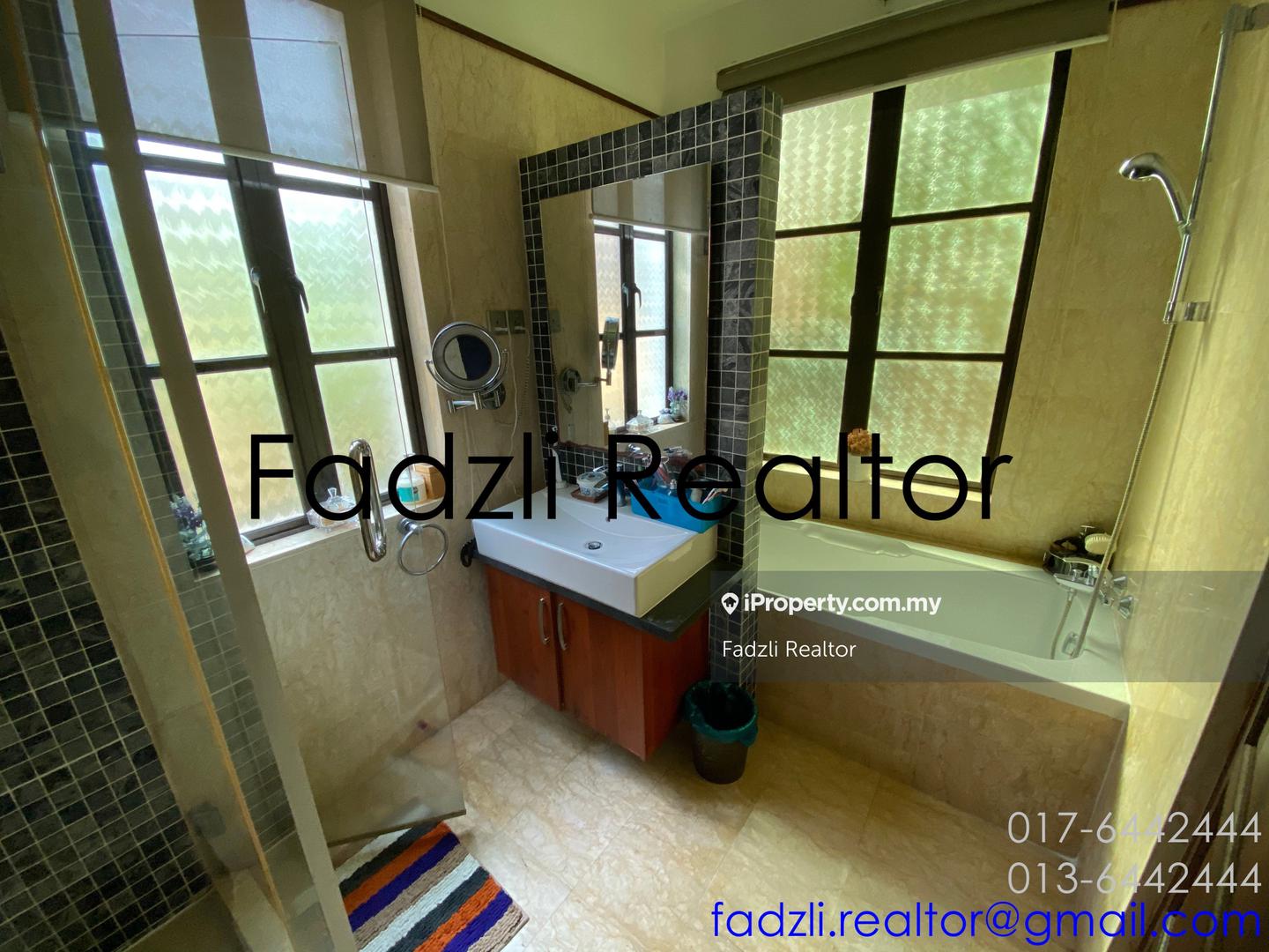 Bungalow House for Sale in Bukit Gita Bayu, Seri Kembangan by Fadzli Realtor - iProperty.com.my
