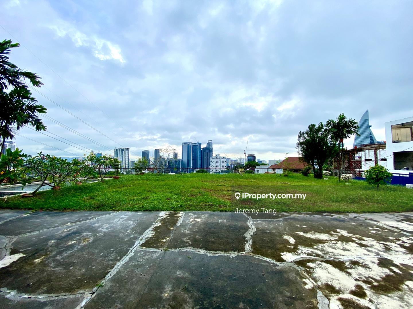 Bungalow House for Sale in Prime and Elevated Land in Bukit Pantai, Bangsar by Jeremy Tang - iProperty.com.my
