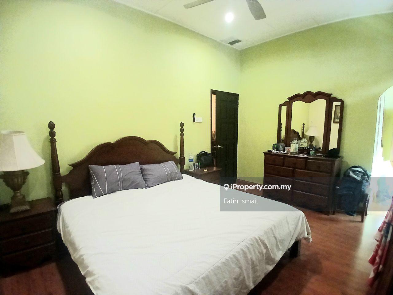 Rumah Berangkai 3 Tingkat untuk Dijual di Taman Dataran Ukay, Ulu Kelang oleh Fatin Ismail - iProperty.com.my