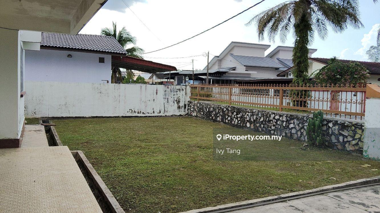 Banglo untuk Dijual di Taman golf, Ipoh perak, Ipoh oleh Ivy Tang - iProperty.com.my