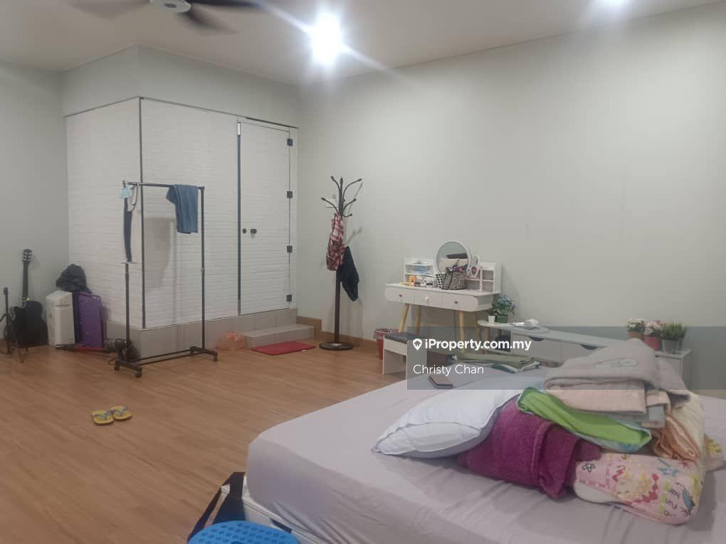 Banglo untuk Dijual di Country Heights, Kajang oleh Christy Chan - iProperty.com.my