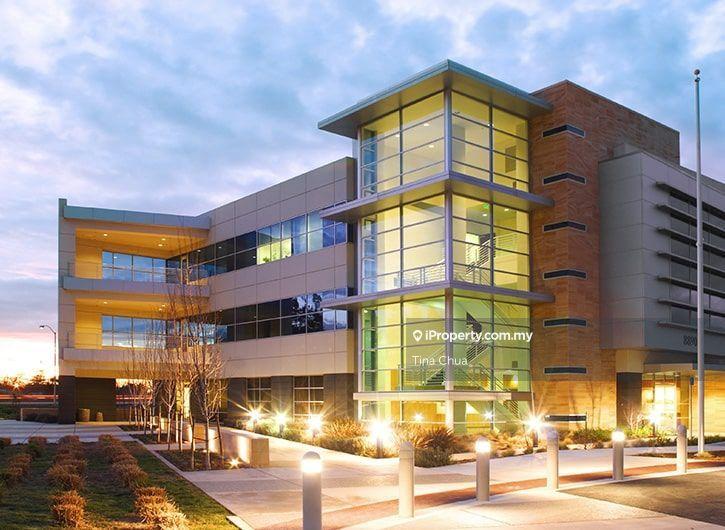 Banglo Komersial untuk Disewa di 150,000sqft College Building, Education Centre, Petaling Jaya oleh Tina Chua - iProperty.com.my