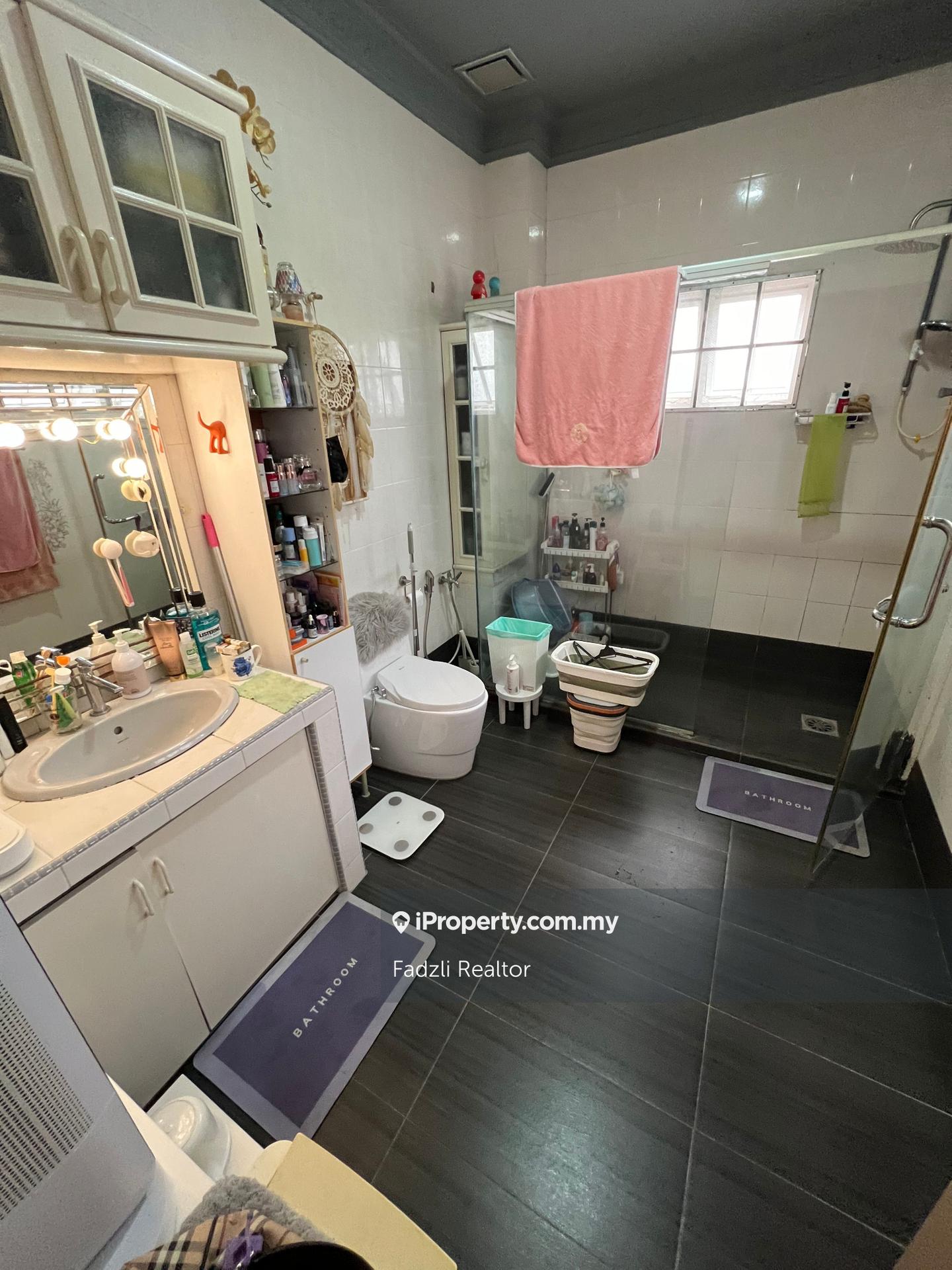 Bungalow House for Sale in Ukay Heights, Ampang by Fadzli Realtor - iProperty.com.my