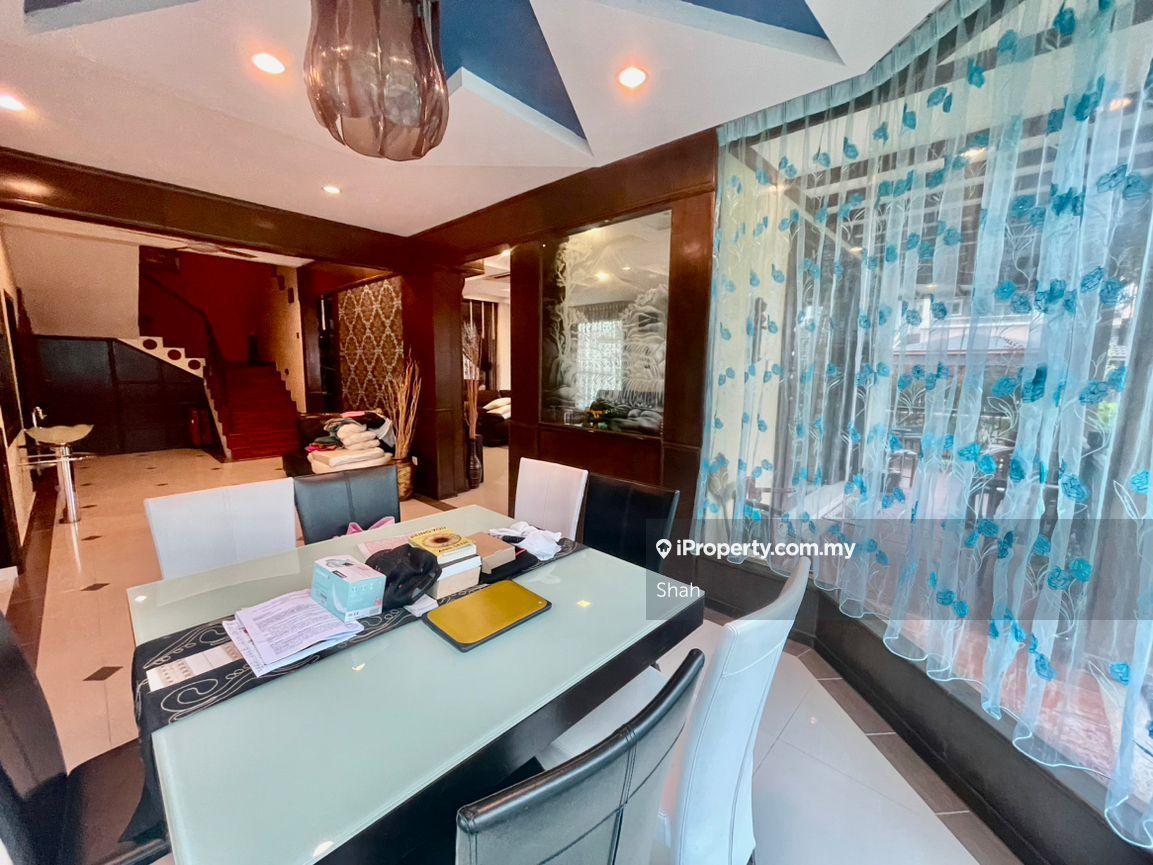 2.5-storey Terraced House for Sale in Laman Oakleaf, Ampang by Shah - iProperty.com.my