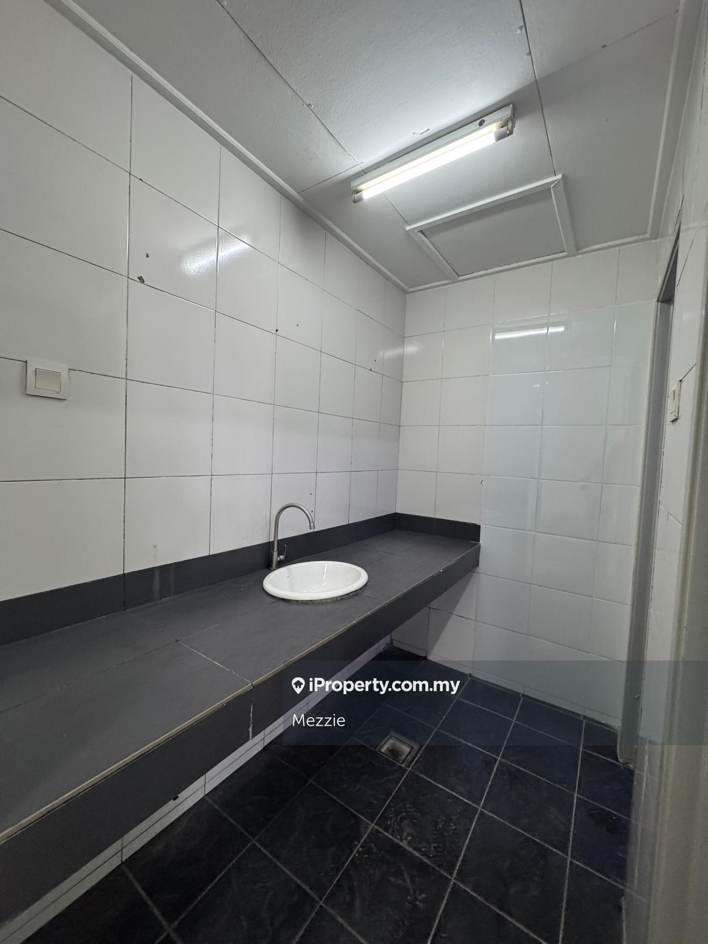Shop for Rent in Taman Melawati, Ulu Kelang by Mezzie - iProperty.com.my
