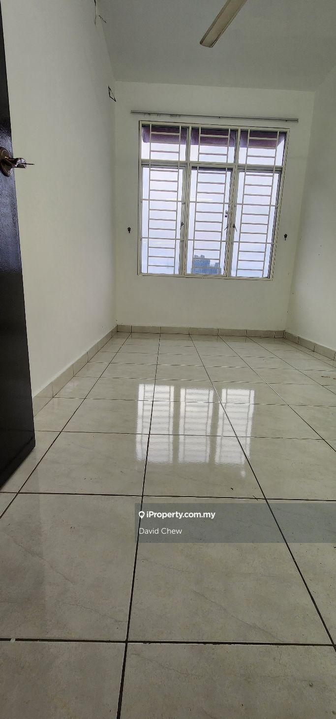 Service Residence for Sale in Diamond Regency by David Chew - iProperty.com.my