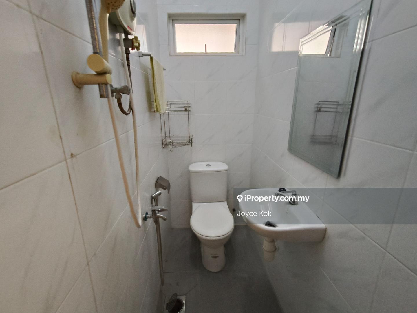 2-storey Terraced House for Sale in Usj 6, Subang Jaya by Joyce Kok - iProperty.com.my