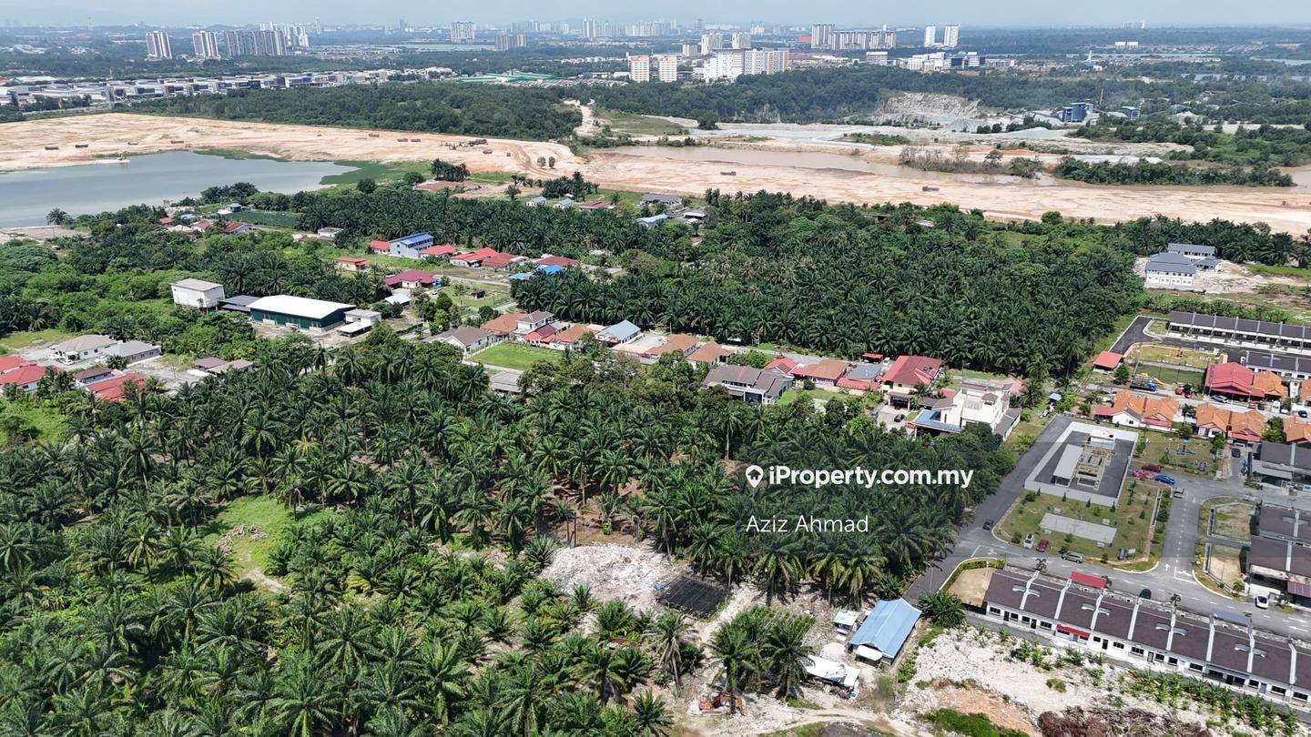 Tanah Pertanian untuk Dijual di Kampung Lombong, Shah Alam oleh Aziz Ahmad - iProperty.com.my