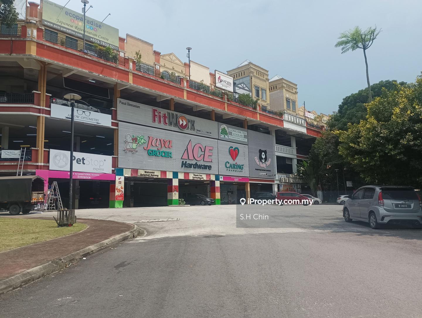 Rumah Berangkai 2 Tingkat untuk Dijual di Seksyen U8, Shah Alam oleh S.H Chin - iProperty.com.my