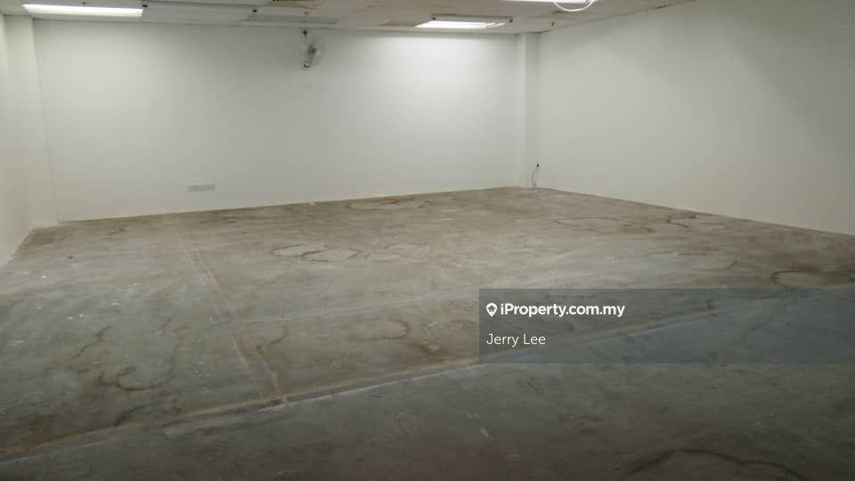 Gudang untuk Disewa di Seksyen 51a, Petaling Jaya oleh Jerry Lee - iProperty.com.my