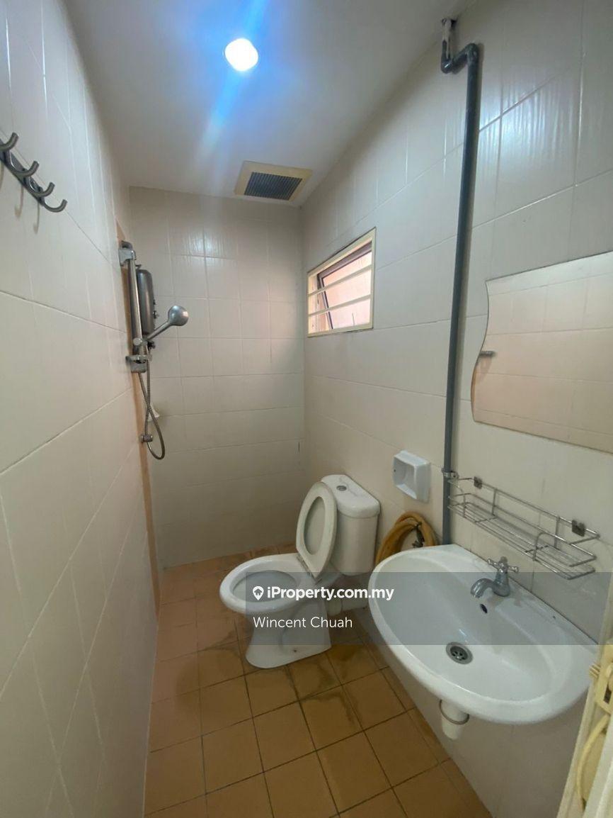 Townhouse for Sale in Taman Amansiara, Rawang by Wincent Chuah - iProperty.com.my