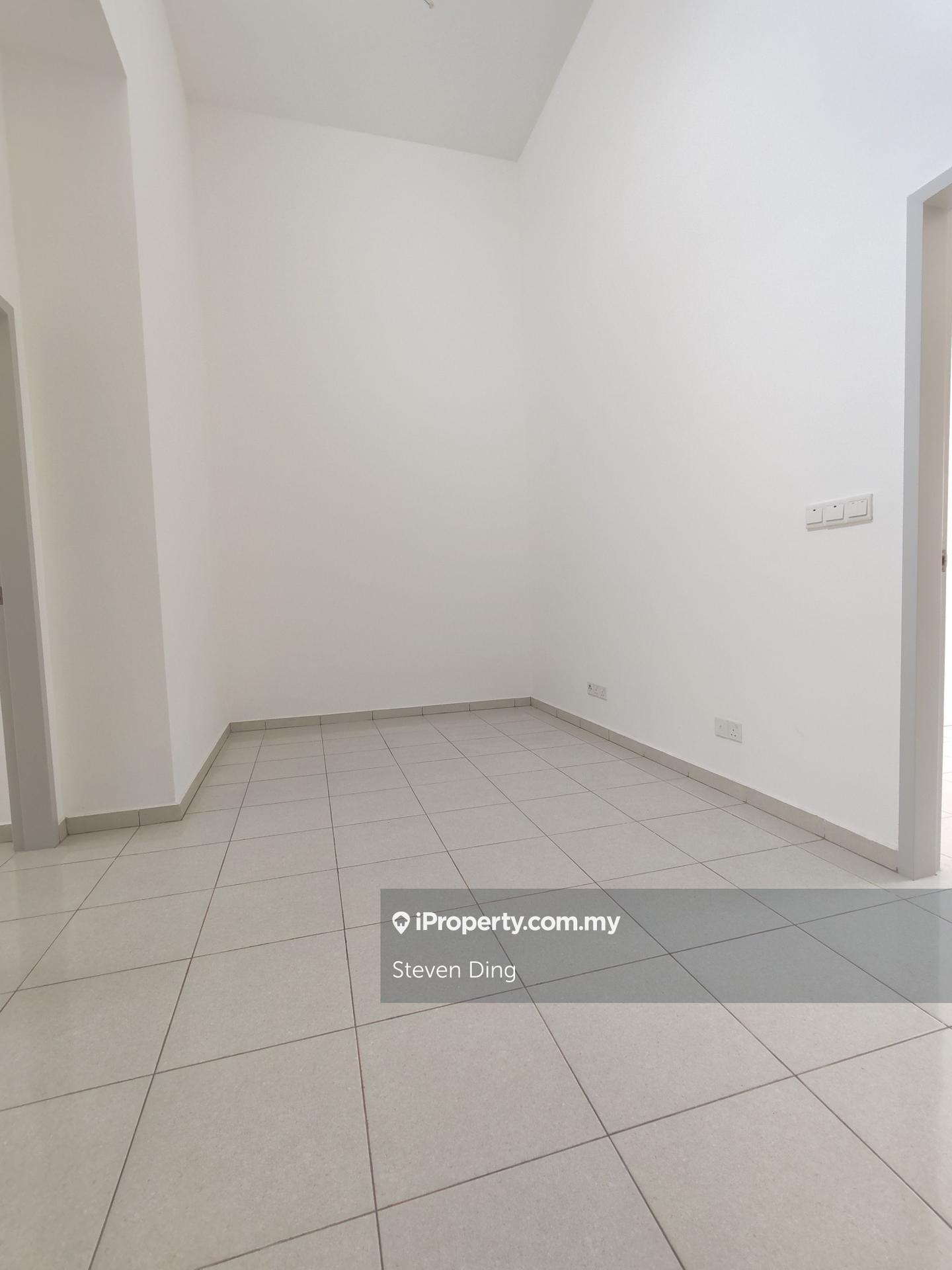 2-storey Terraced House for Sale in Setia Utama, Setia Alam by Steven Ding - iProperty.com.my