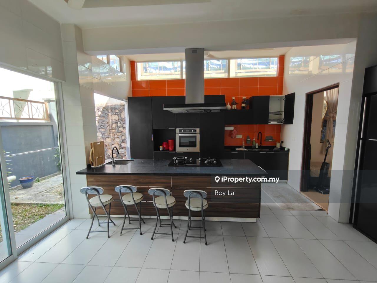 Rumah Berkembar untuk Dijual di Taman Alam Putra, Seri Kembangan oleh Roy Lai - iProperty.com.my