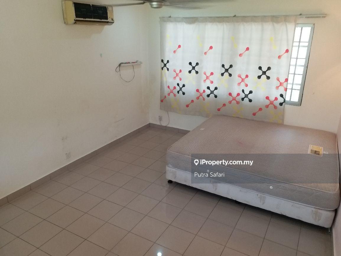 Semi-Detached House for Sale in sek 9, seksyen 9, shah alam, sec 9, section 9, Shah Alam by Putra Safari - iProperty.com.my