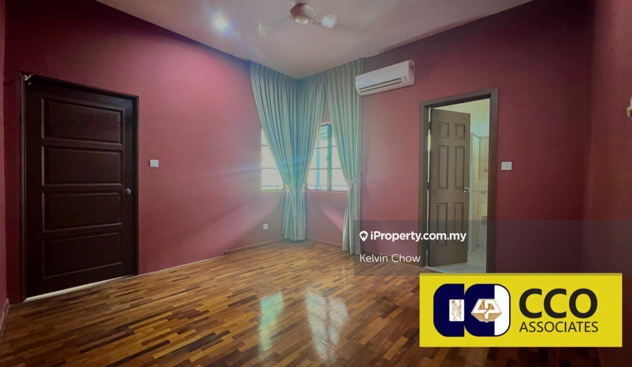 Bungalow House for Sale in Sunway Tambun Lakeside Villas Bungalow Corner Hous, Ipoh by Kelvin Chow - iProperty.com.my