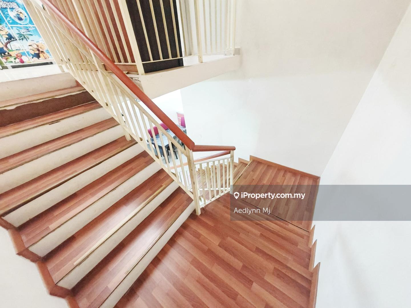 Rumah Berangkai 2 Tingkat untuk Dijual di Taman Putra Impiana, Puchong oleh Aedlynn Mj - iProperty.com.my