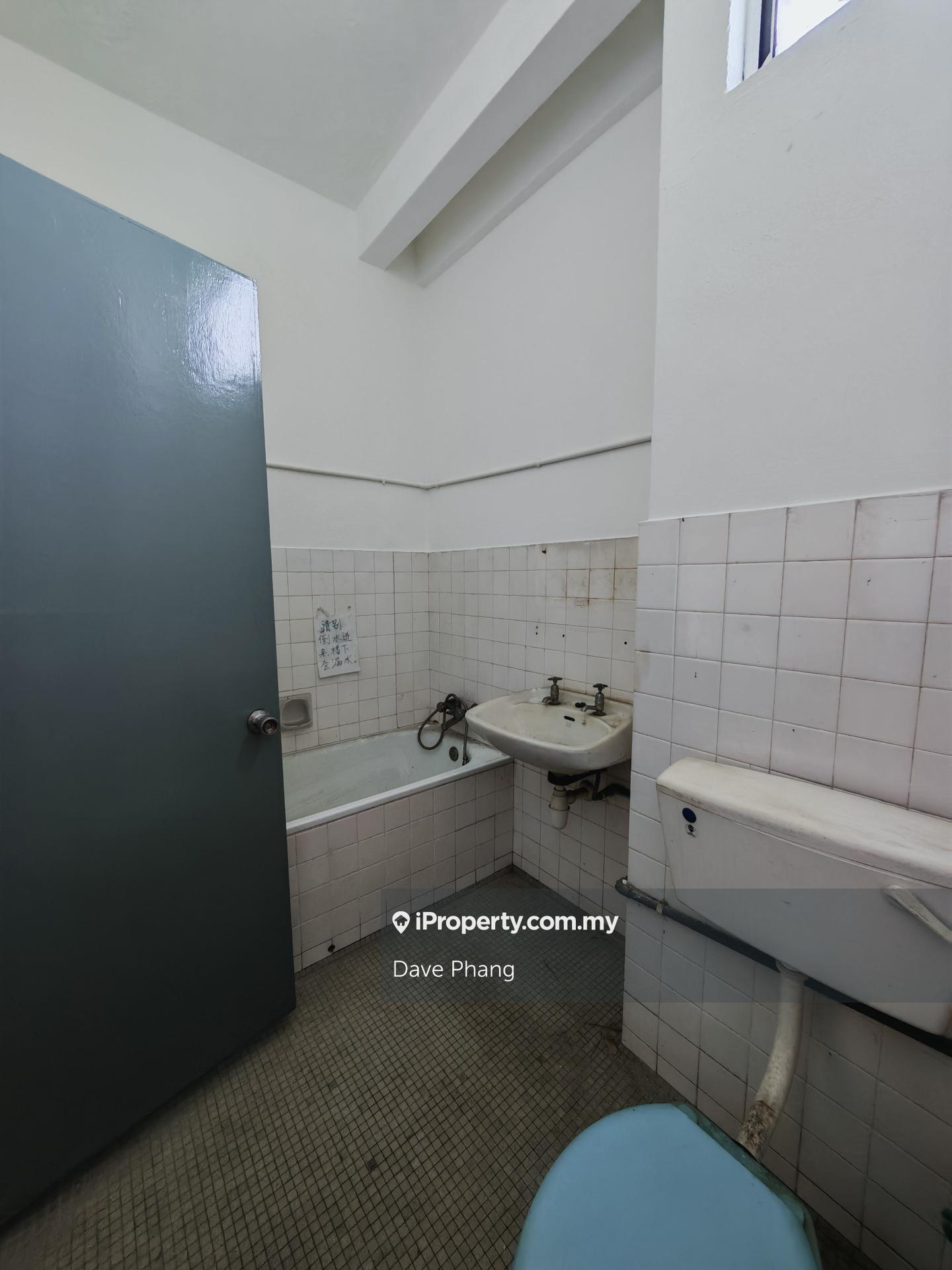 Rumah Berangkai 2 Tingkat untuk Dijual di Bukit Damansara, Damansara Heights oleh Dave Phang - iProperty.com.my